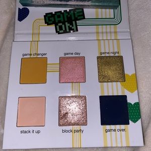 tetris x ipsy palette